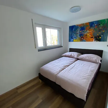 Your Sweet 2 Near Frankfurt /wiesbaden *